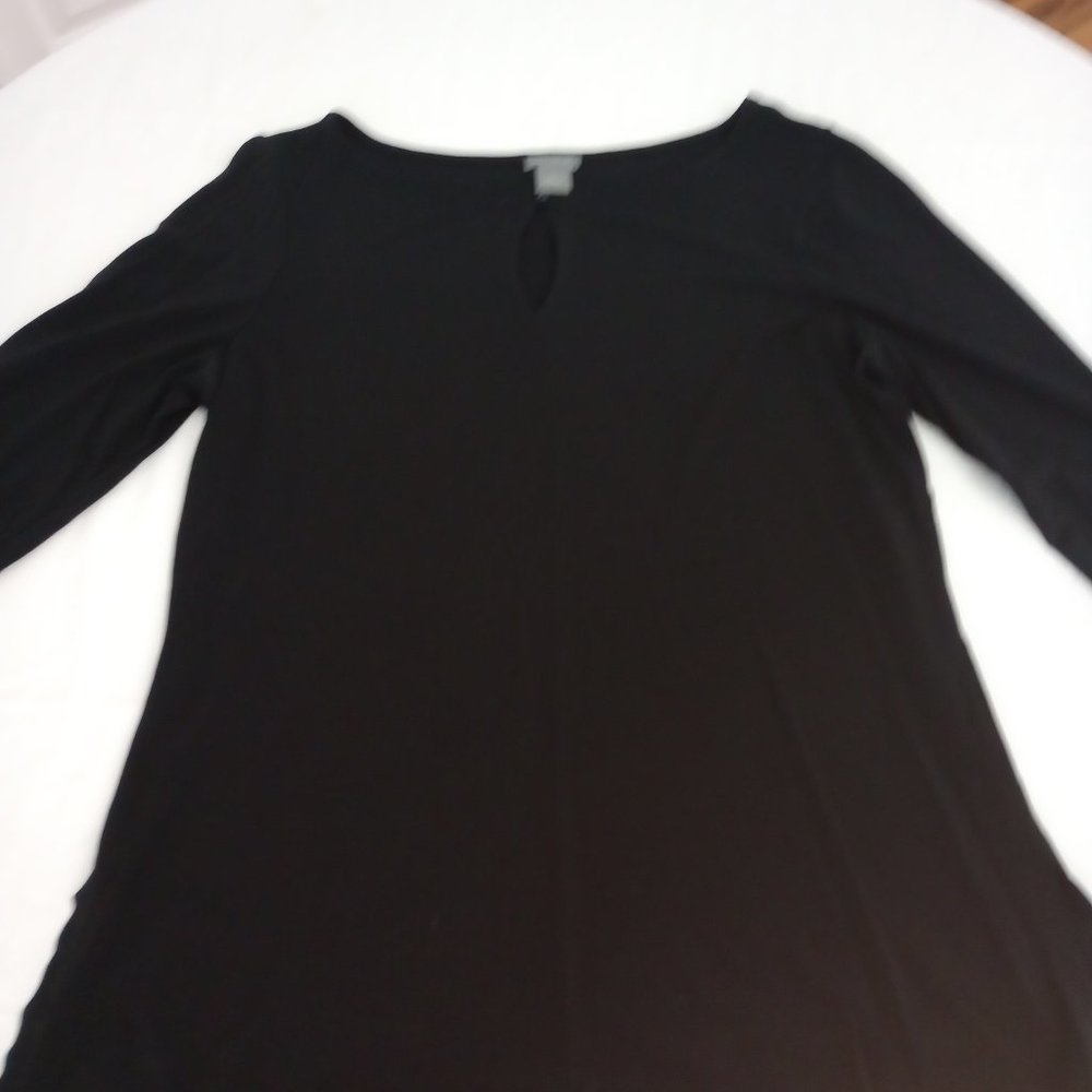 Long button top